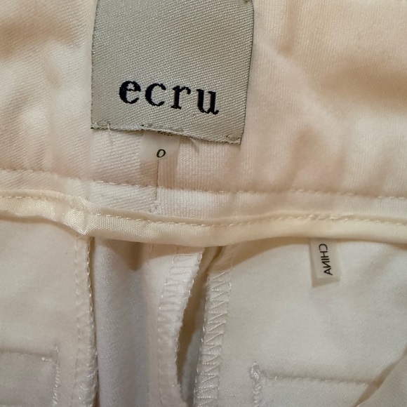 Ivory Ecru cigarette leg trousers size 0 in excellent like-new condition - Picture 5 of 6